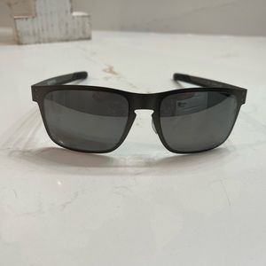 Oakley polarized sunglasses